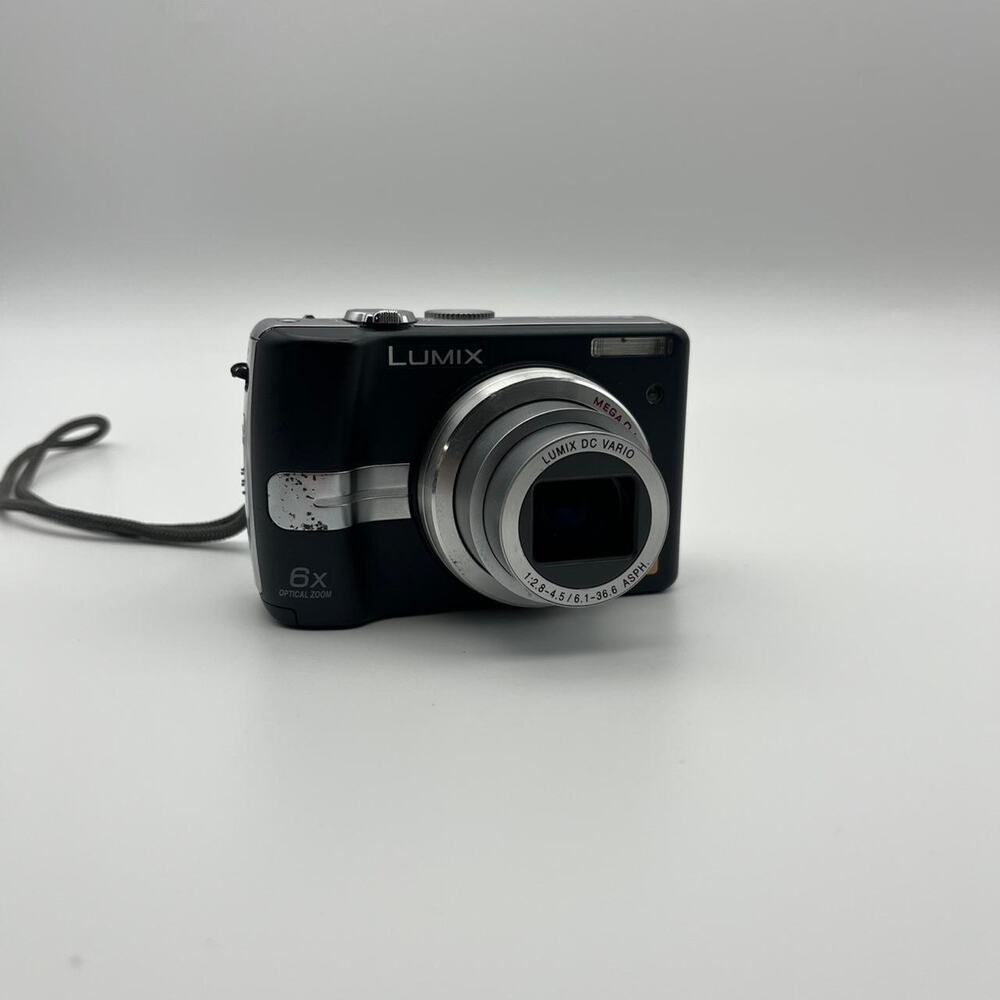 Panasonic Lumix DC-7 Digital Camera